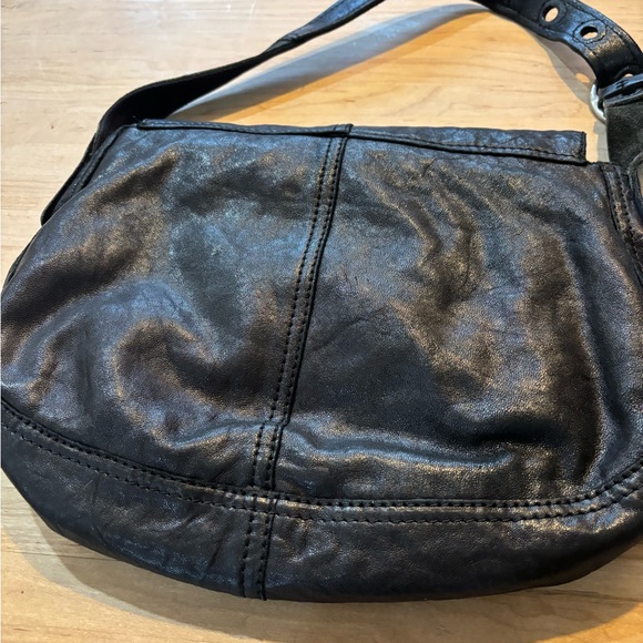 Lucky Brand Black Leather STASH shoulder bag - Picture 2 of 15